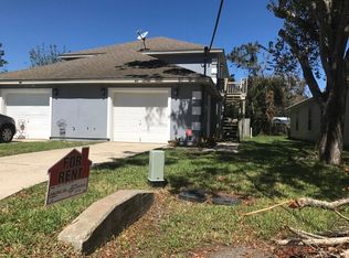 65 Lewis St, Atlantic Beach, FL 32233