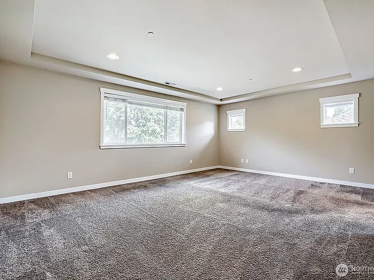 944 SW 108th St SW — Photo 17