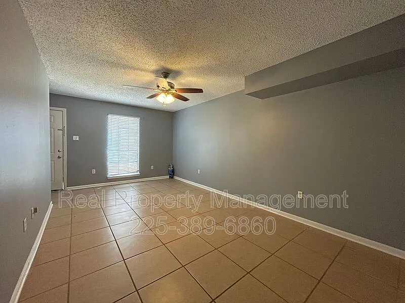 Brightside Manor — Photo 4