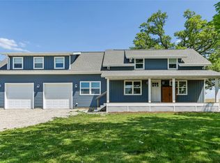 7544 Highway 21, Belle Plaine, IA 52208