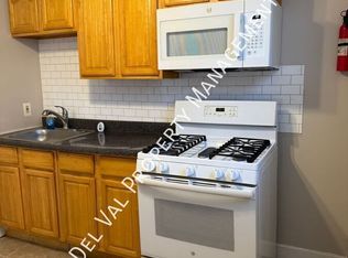 412 E Walnut Ln FLOOR 2, Philadelphia, PA 19144