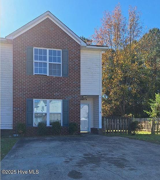 1st image of 2507 Bluff View Ct #B