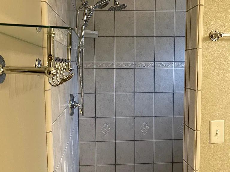 105 Brianna St — Photo 21
