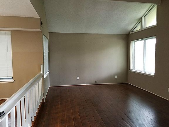 5th image of 12938 Knotty Glen Ln