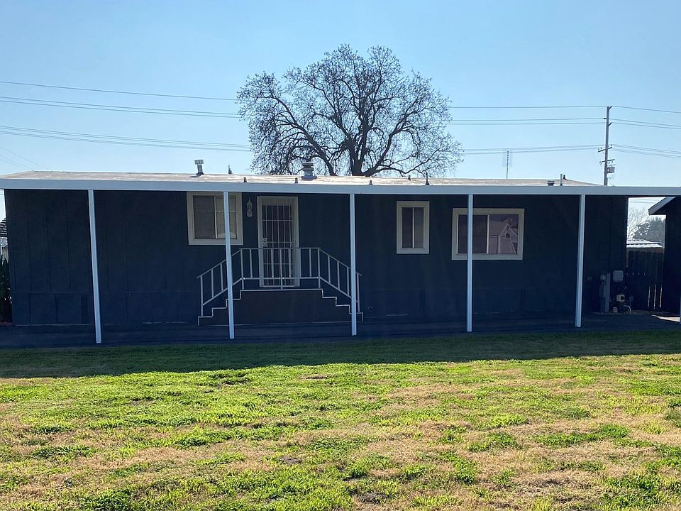 2nd image of 860 E Grangeville Blvd Space 2