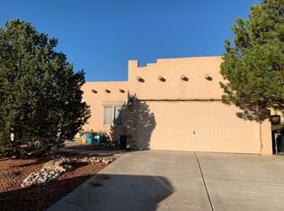 7543 Cricket Hill Dr NE, Albuquerque, NM 87113