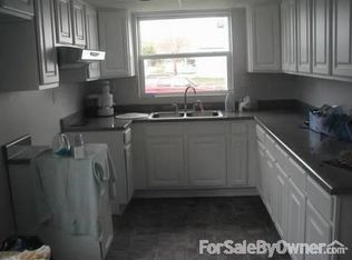 500 E South St, Carmichaels, PA 15320