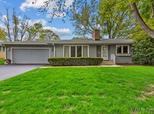 425 Summit St, Algonquin, IL 60102