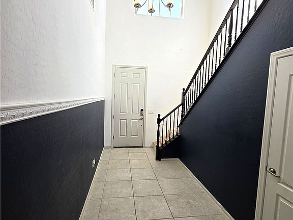 5th image of 7532 Abby View St