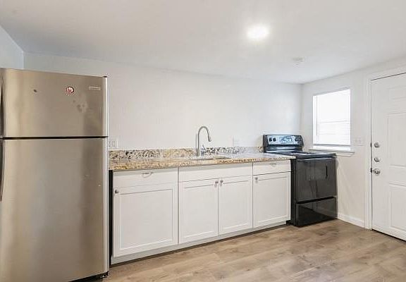 5th image of 4309 Jack St #6