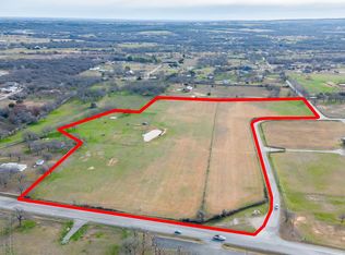 102 Middleton Ct, Weatherford, TX 76087