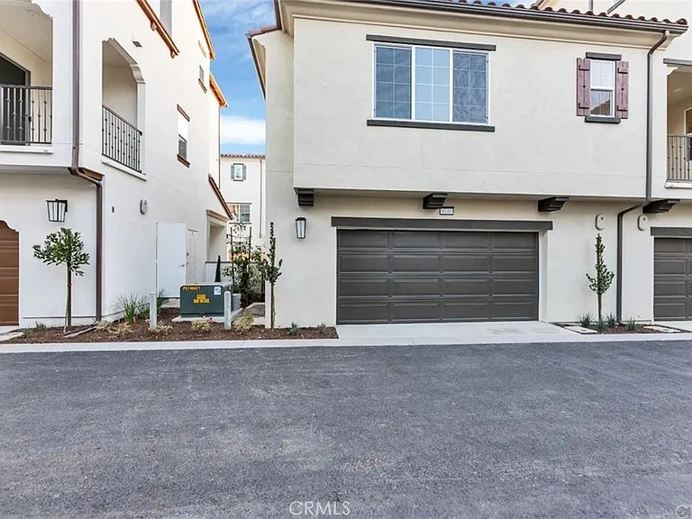 8149 Inventor St — Photo 2