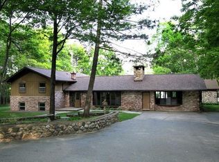 1800 Lighthouse Lodge Rd, Eagle River, WI 54521