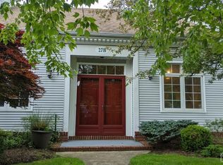 27 Rutland Ln #B, Monroe Township, NJ 08831