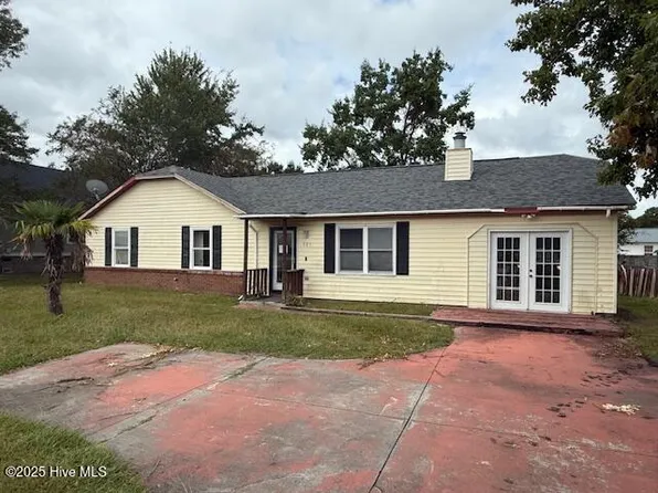 307 Mccotter Boulevard, Havelock, NC 28532