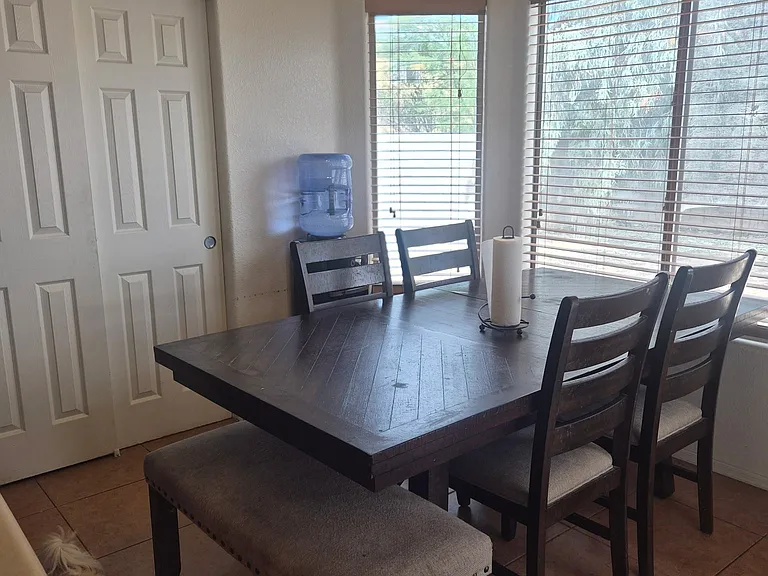 2404 E Calle Lena Verde — Photo 8