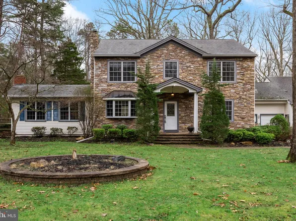 528 Kettle Run Rd, Marlton, NJ 08053