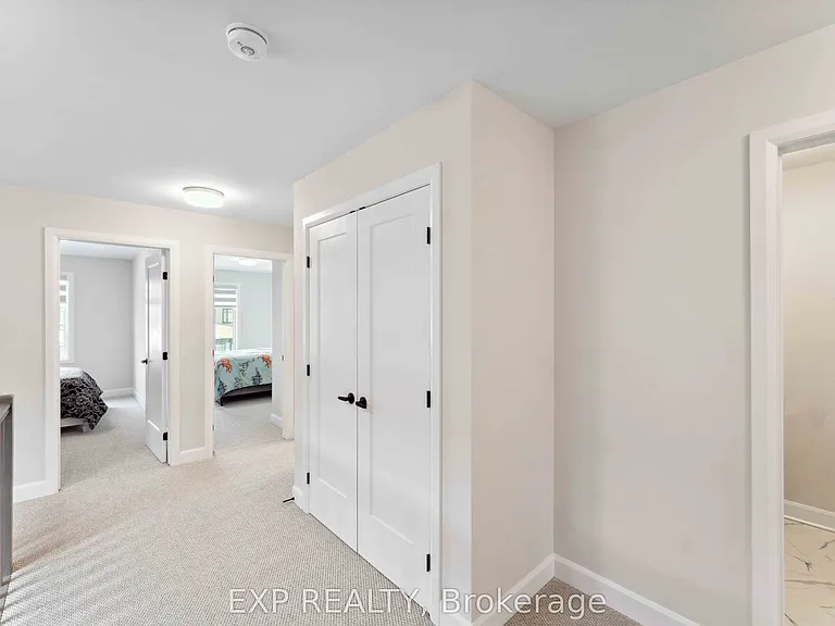 934 Clarkia St — Photo 16