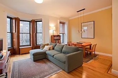 Sold by Avenue Sotheby's International Realty