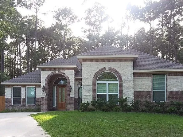 47 Beaconsfield Dr, Magnolia, TX 77355
