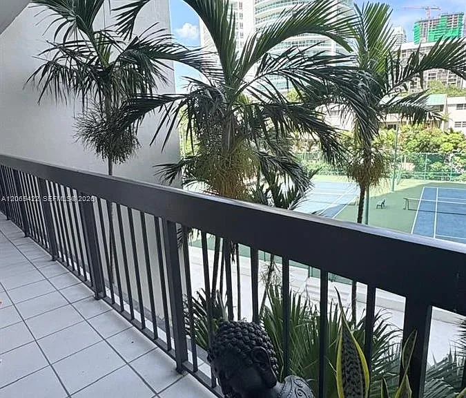 2333 Brickell Ave #315 — Photo 1
