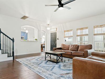 1608 Jasmine Trl, Aubrey, TX, 76227