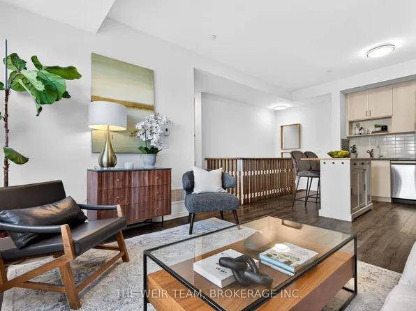 1120 Briar Hill Ave #308, Toronto, ON M6B 0A9