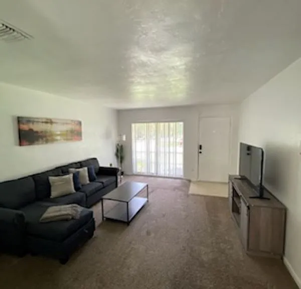 3410 SE 22nd Ave — Photo 5