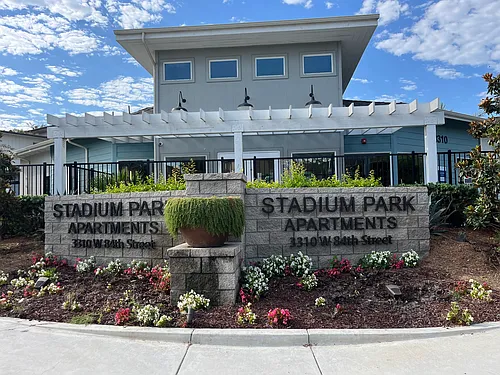 Stadium Park Apartments Photo 1