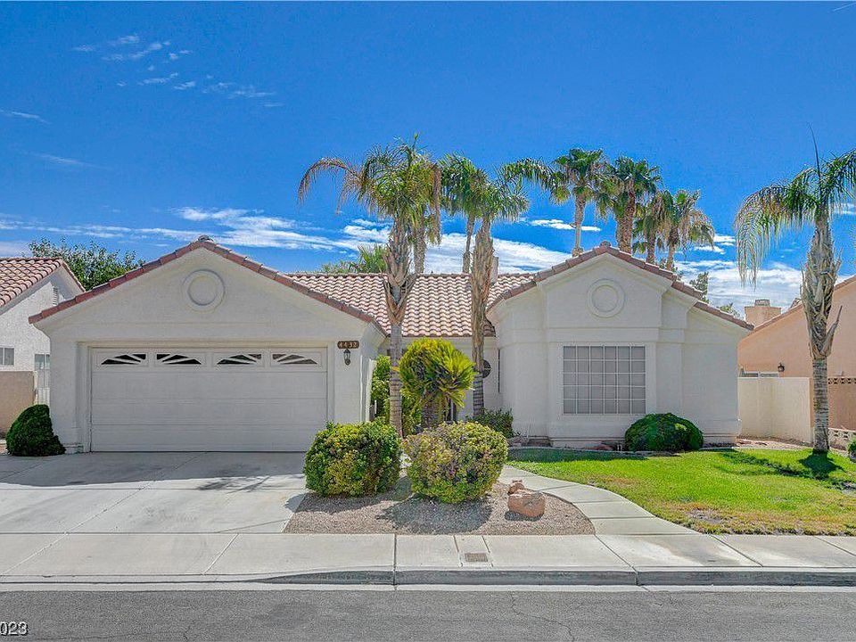 1st image of 4432 Crimson Leaf Dr