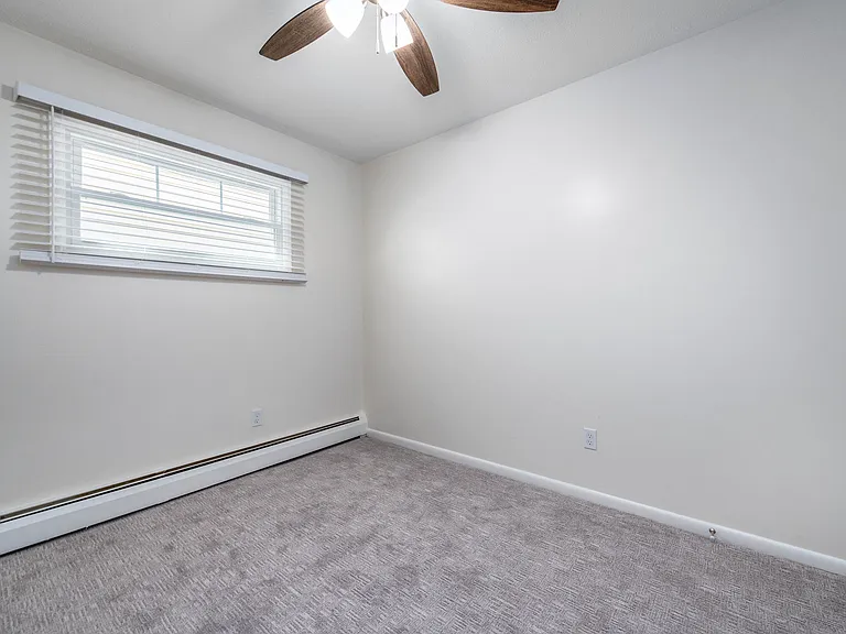 3844 Edgewater Blvd — Photo 30