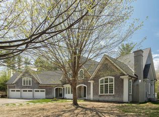 27 Raynes Neck Rd, York, ME 03909