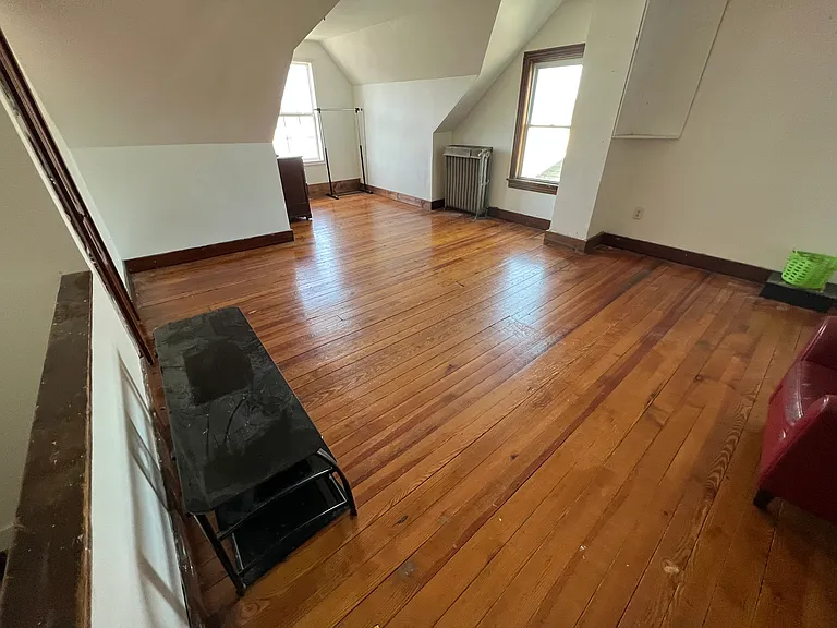 165 Lewis St #2 — Photo 11