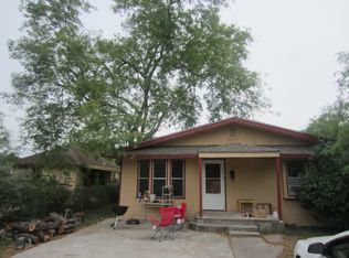 1214 E Johnston Ave, Kingsville, TX 78363
