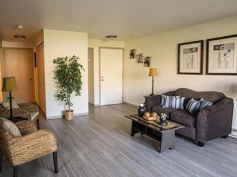 Eagle Pointe — Photo 5