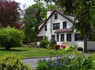 55 Edgewood Ave, Mount Vernon, NY 10552