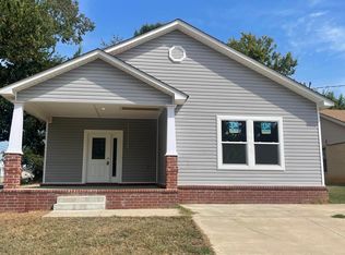 716 Pine St, Conway, AR 72032