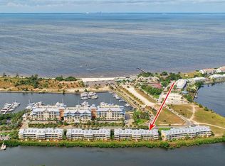 575 Bahia Beach Blvd, Ruskin, FL 33570