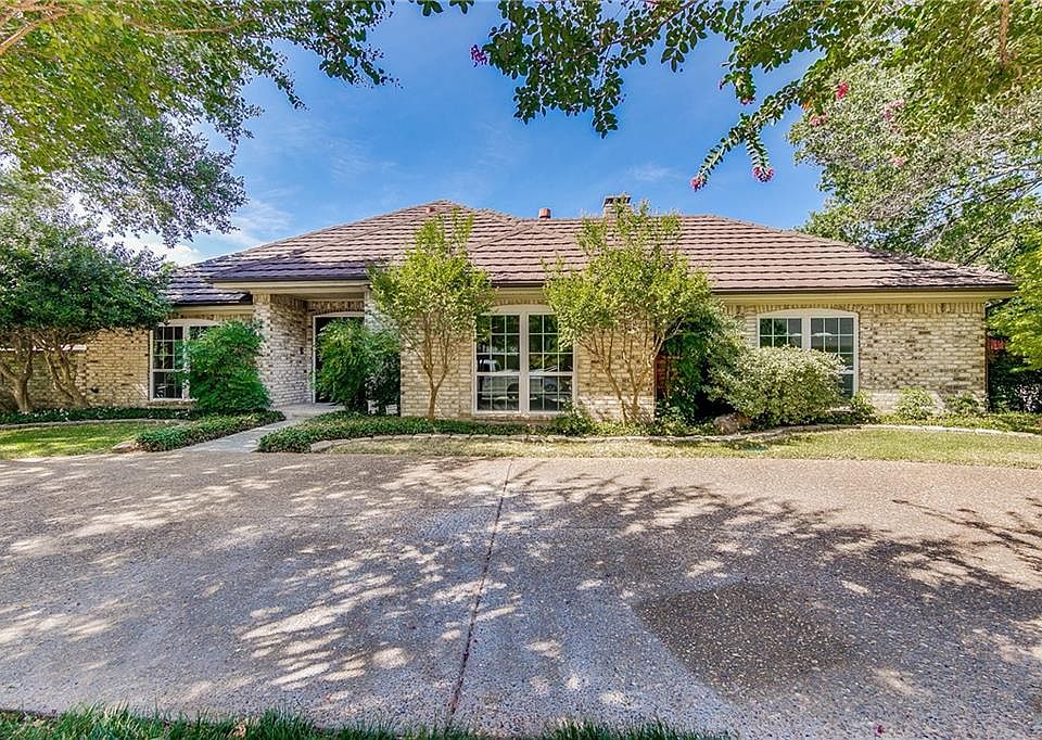 1st image of 9611 Trail Hill Dr
