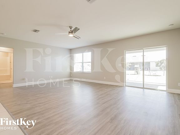 2nd image of 1504 NE 34th St