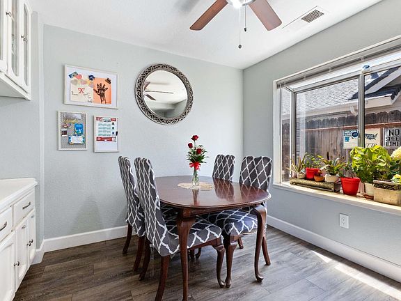 5th image of 2401 Mountain Quail Way