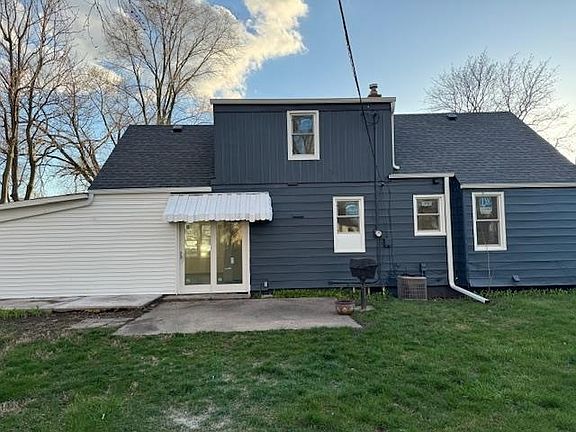 2nd image of 734 River Park Dr