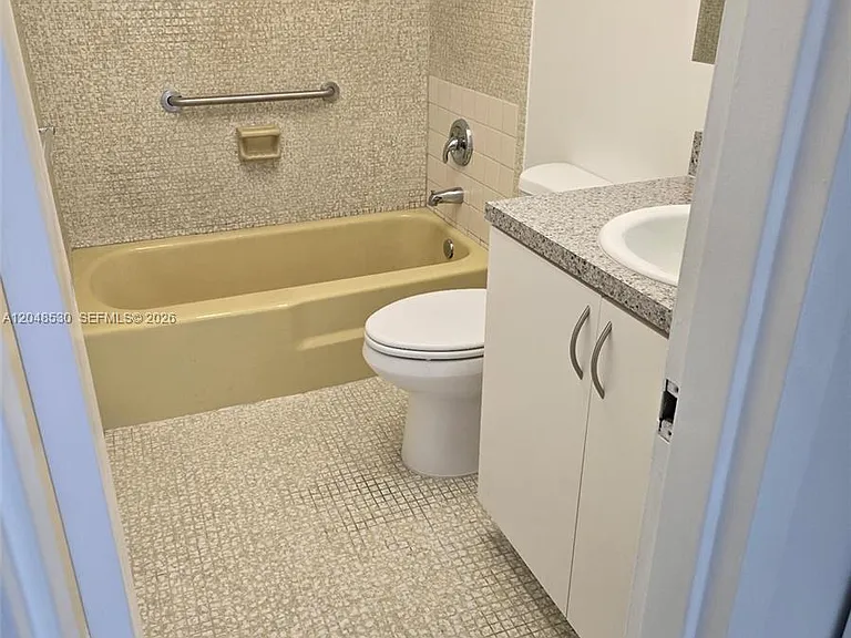 1225 NE 124th St #35B — Photo 10