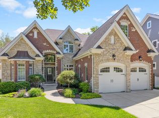 5405 Washington St, Downers Grove, IL 60515