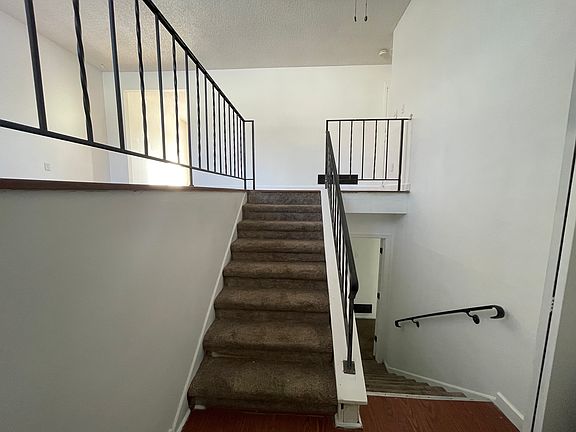 4th image of 94 108th Ave NW