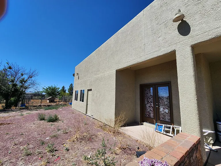 1050 W Rochin Rd — Photo 7