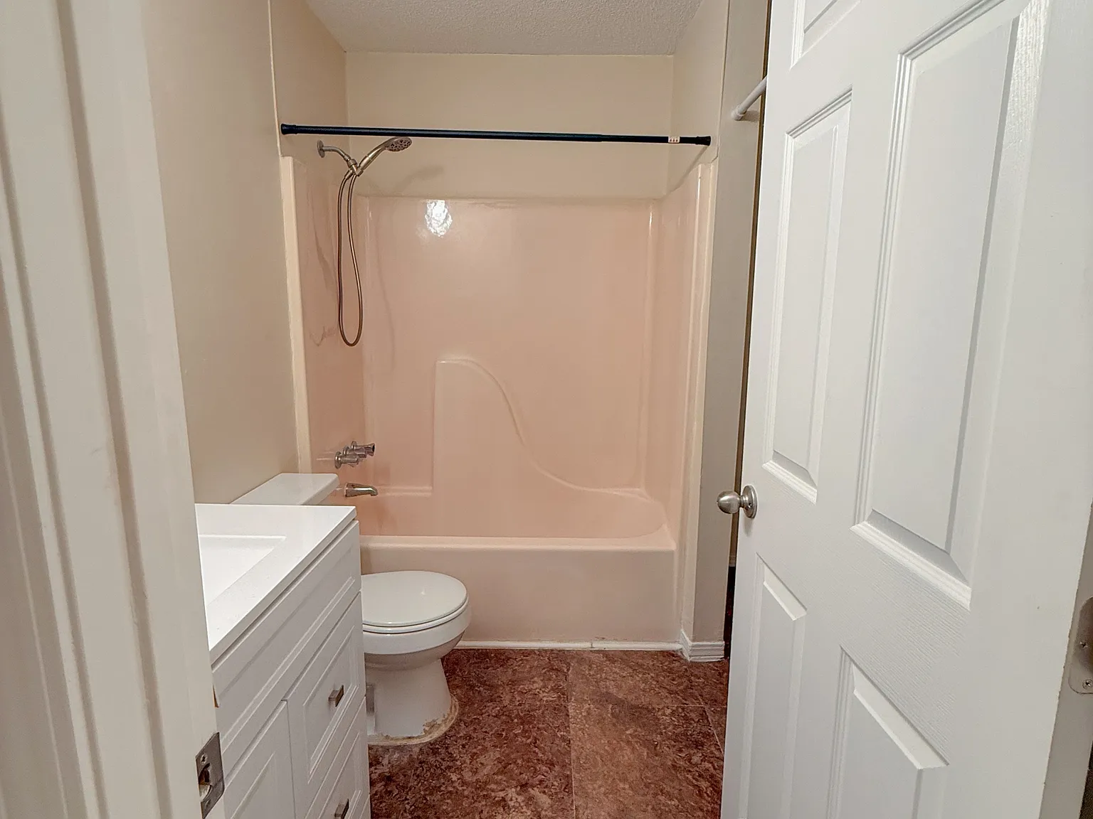 8390 Country Walk Drive - C — Photo 4