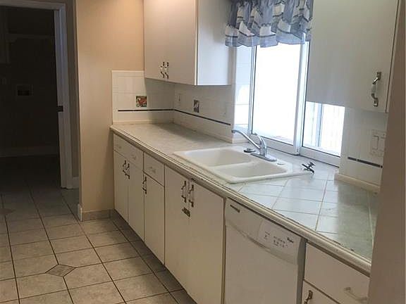 5th image of 2530 SW 35th Ln