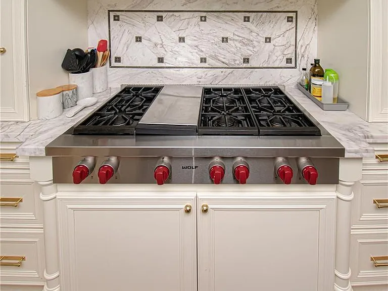 8208 Twin Lake Dr — Photo 4
