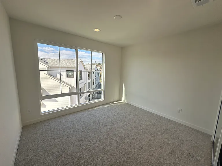 2480 Calendula Ln — Photo 11